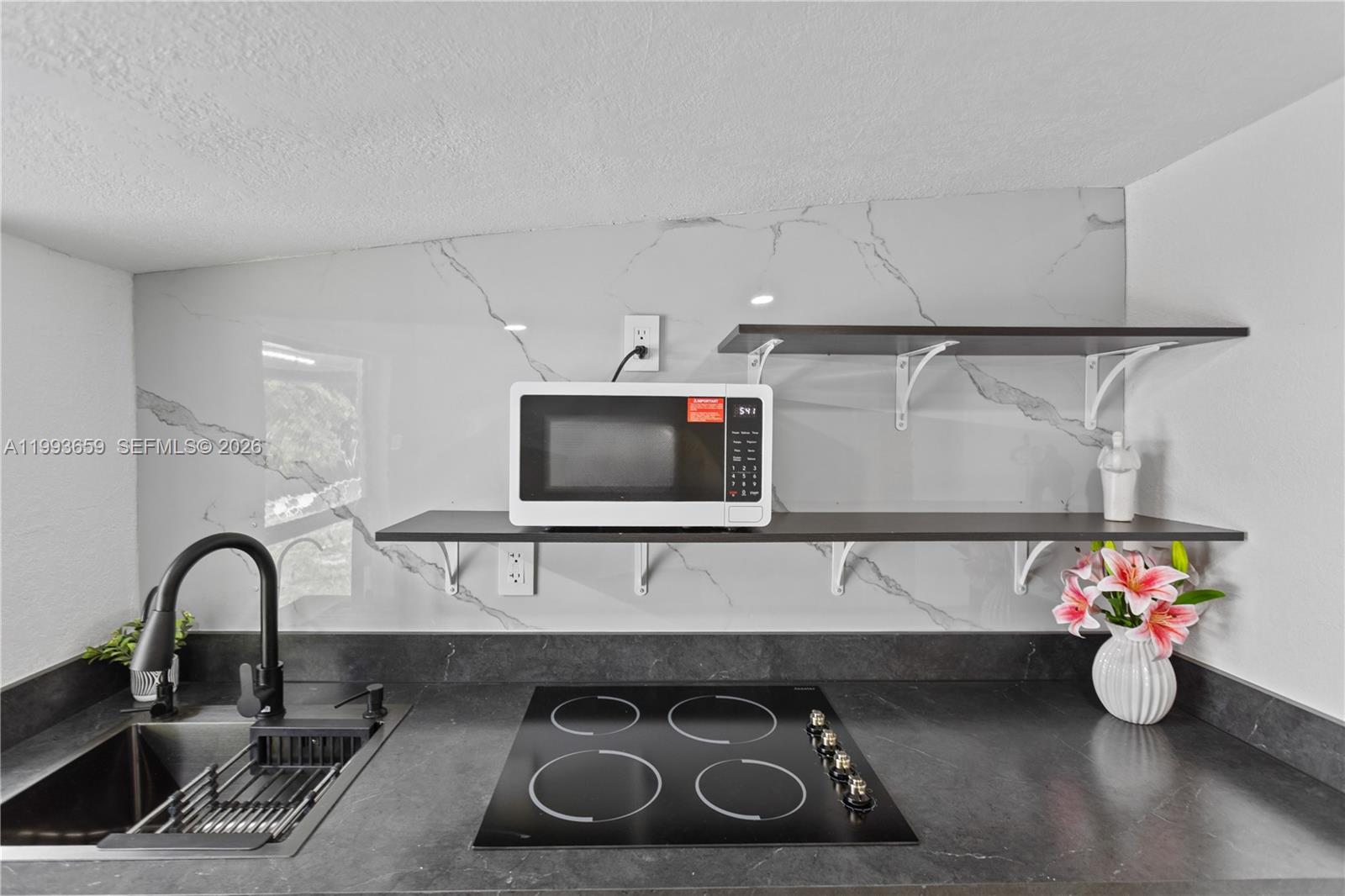 HIALEAH 7TH ADDN - Residential