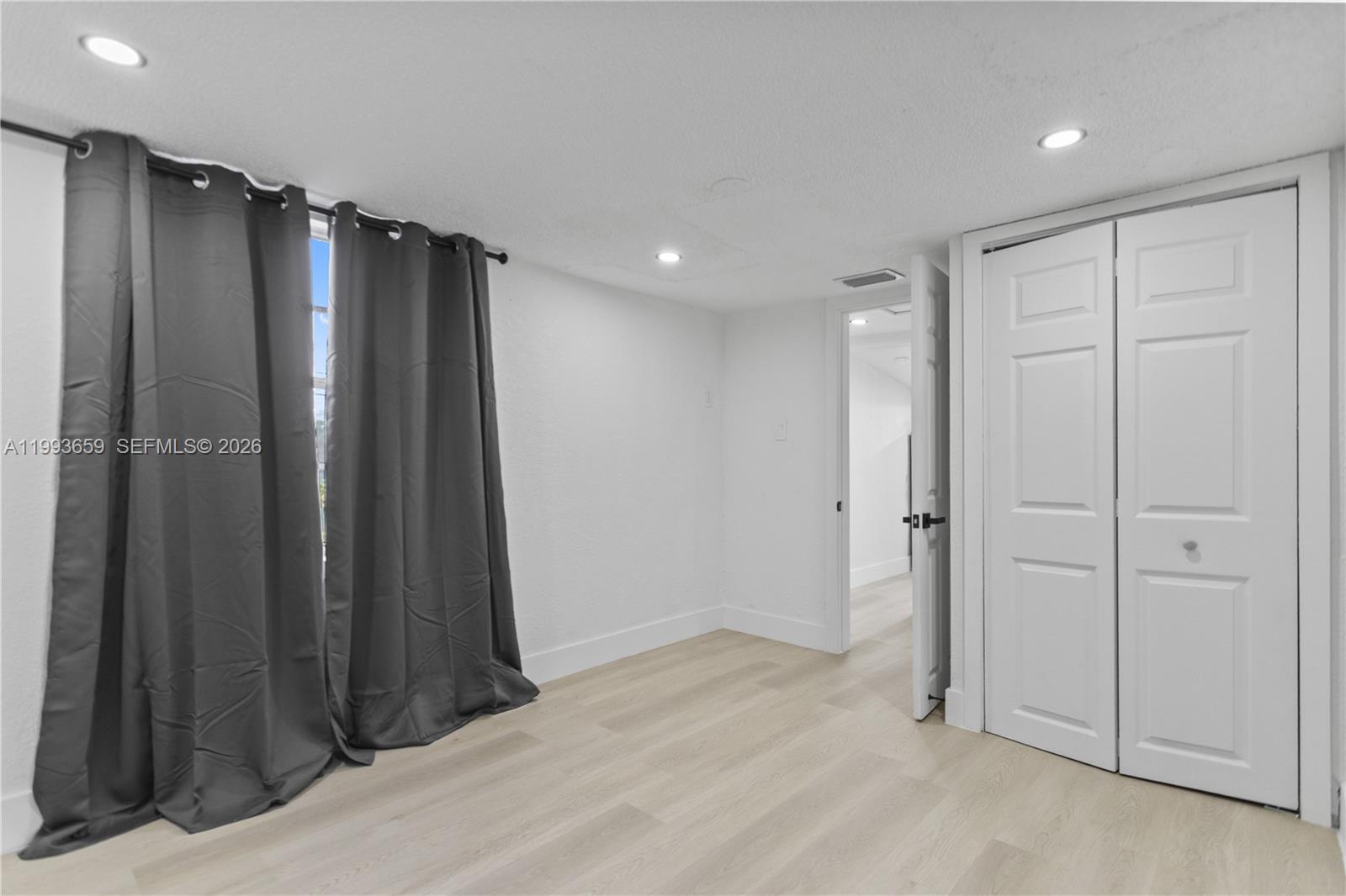 HIALEAH 7TH ADDN - Residential