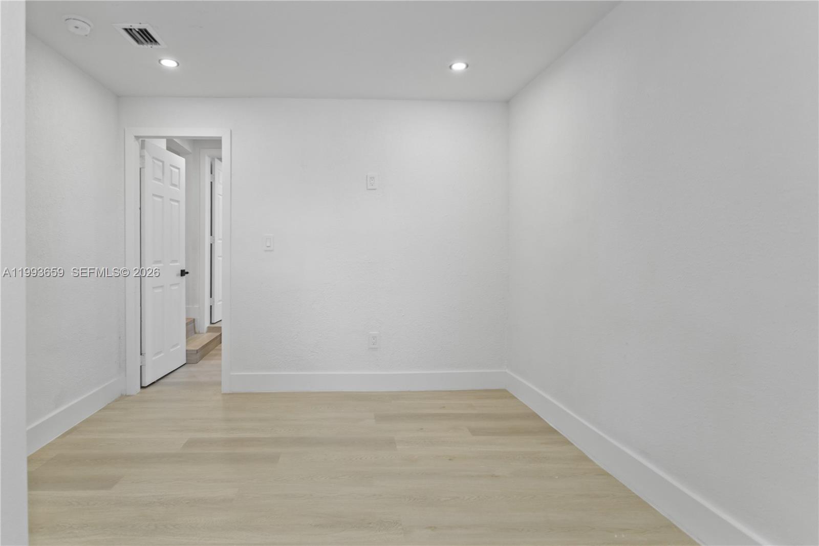 HIALEAH 7TH ADDN - Residential