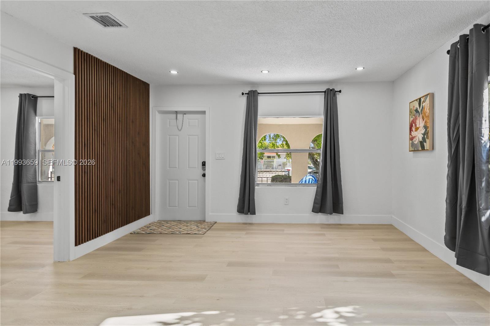 HIALEAH 7TH ADDN - Residential