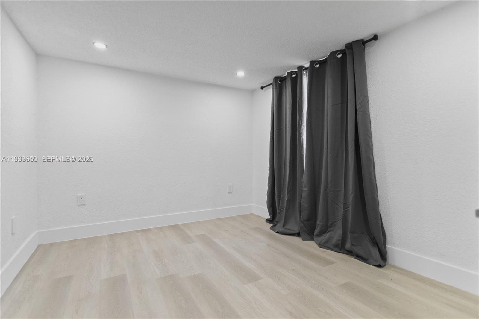 HIALEAH 7TH ADDN - Residential