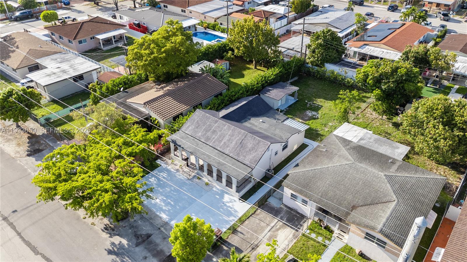 HIALEAH 7TH ADDN - Residential