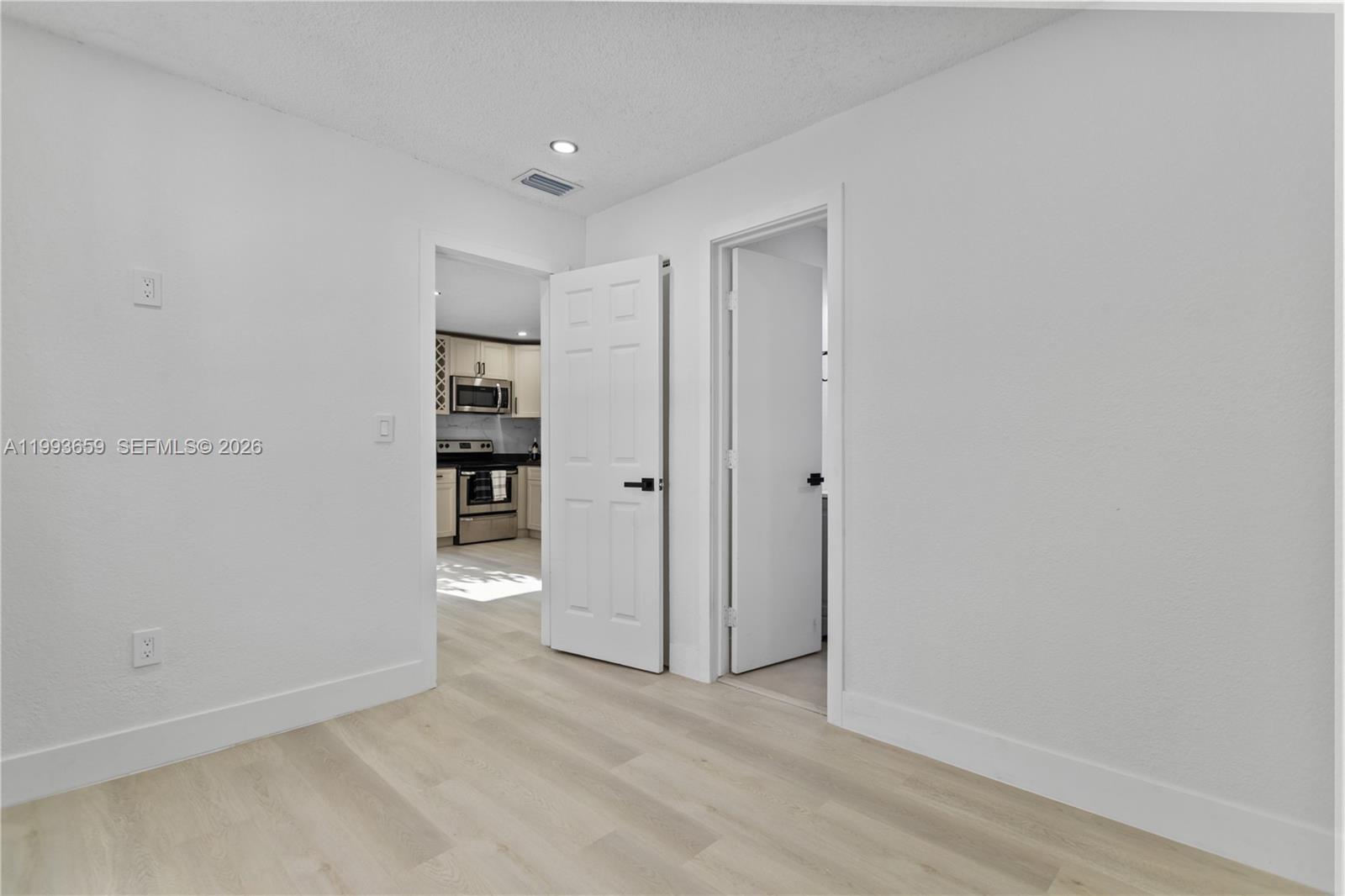 HIALEAH 7TH ADDN - Residential