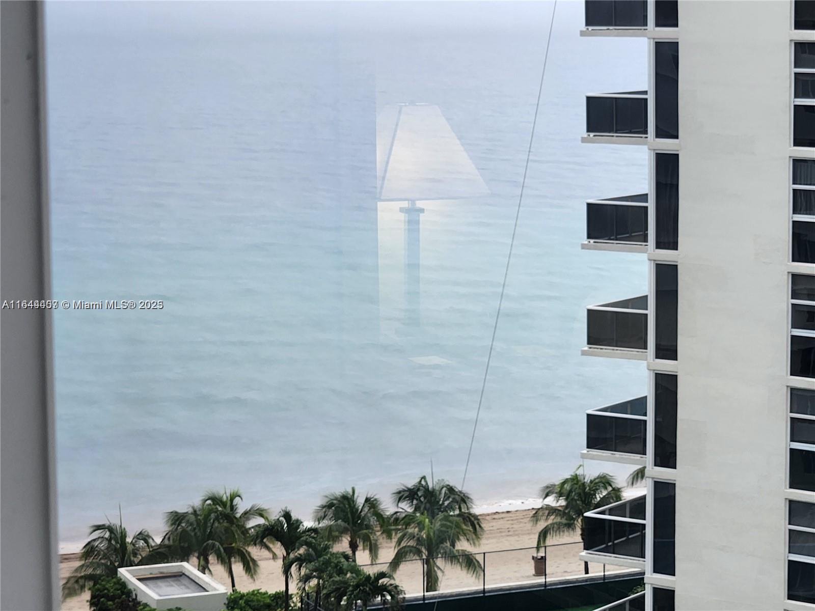 THE AVENTURA BEACH CLUB C - Residential