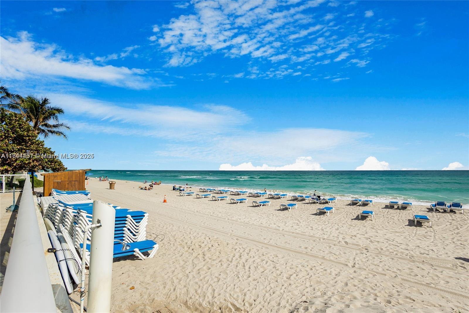 THE AVENTURA BEACH CLUB C - Residential