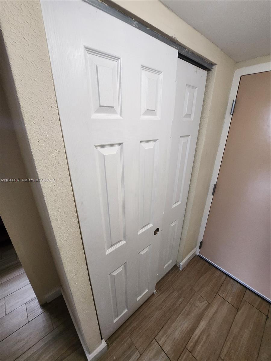 THE AVENTURA BEACH CLUB C - Residential