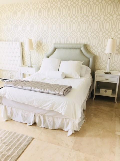 THE PENINSULA II CONDO - Residential Lease