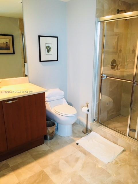 THE PENINSULA II CONDO - Residential Lease