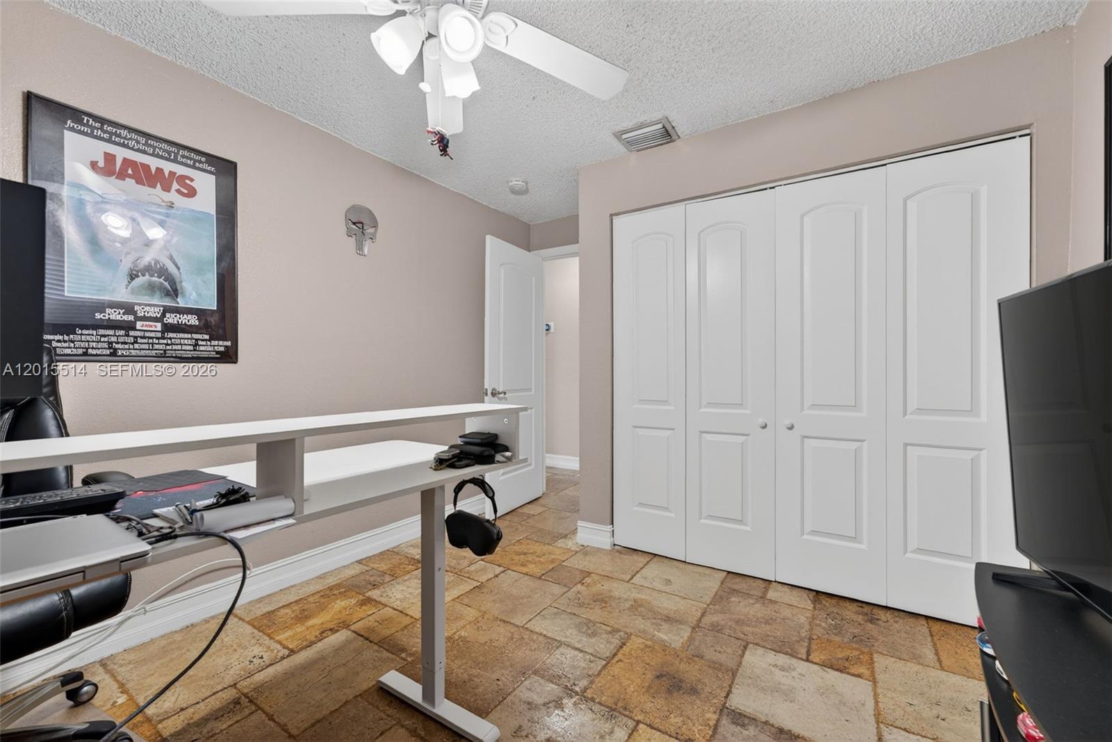 SHORES CALUSA - Residential