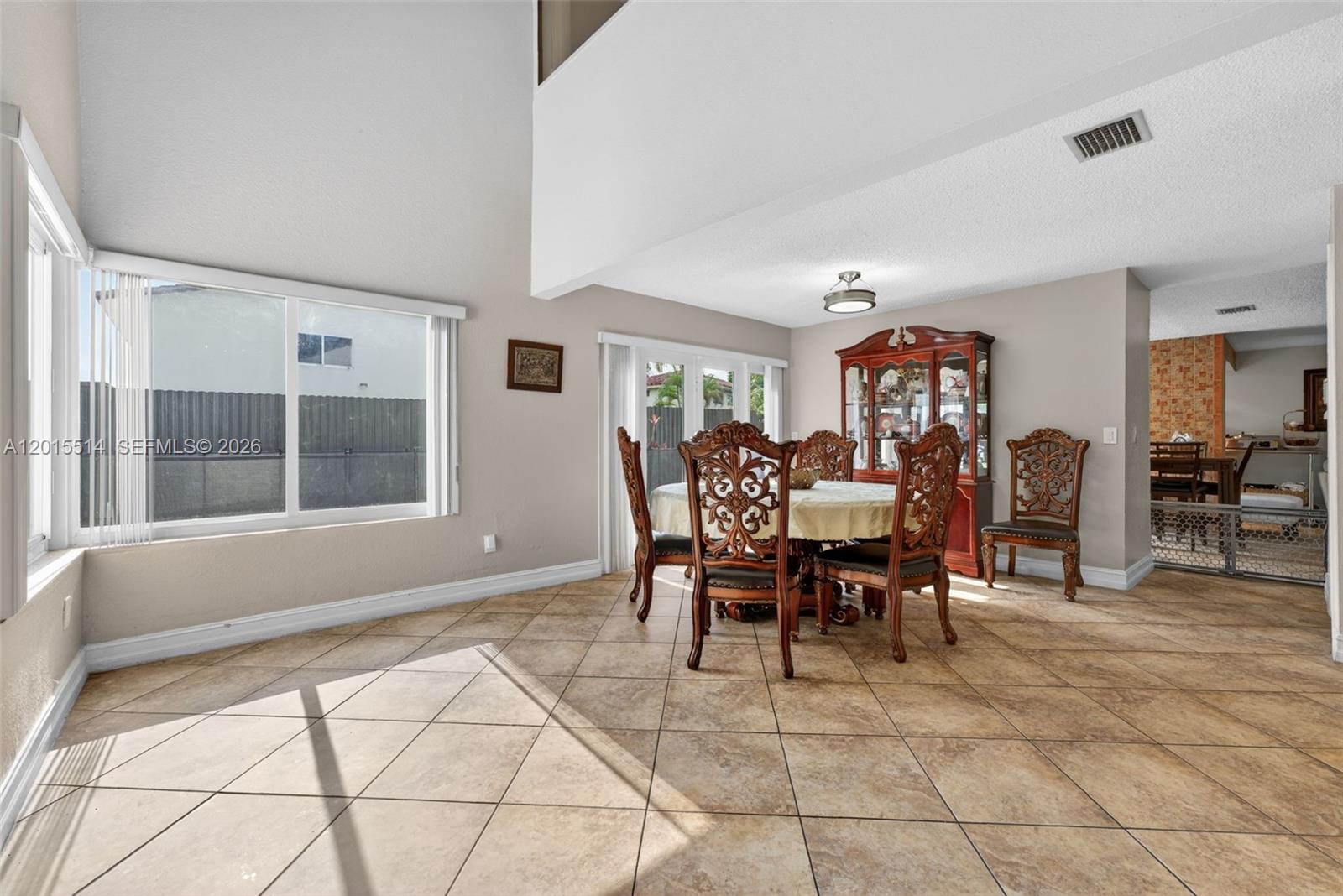 SHORES CALUSA - Residential