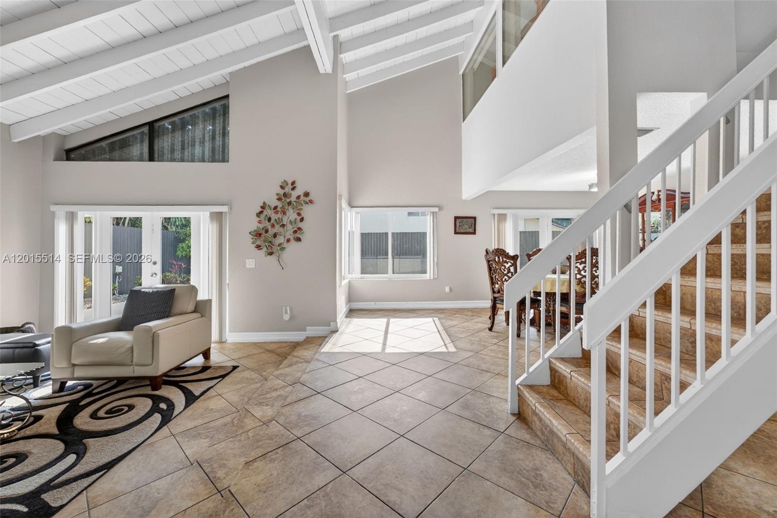 SHORES CALUSA - Residential