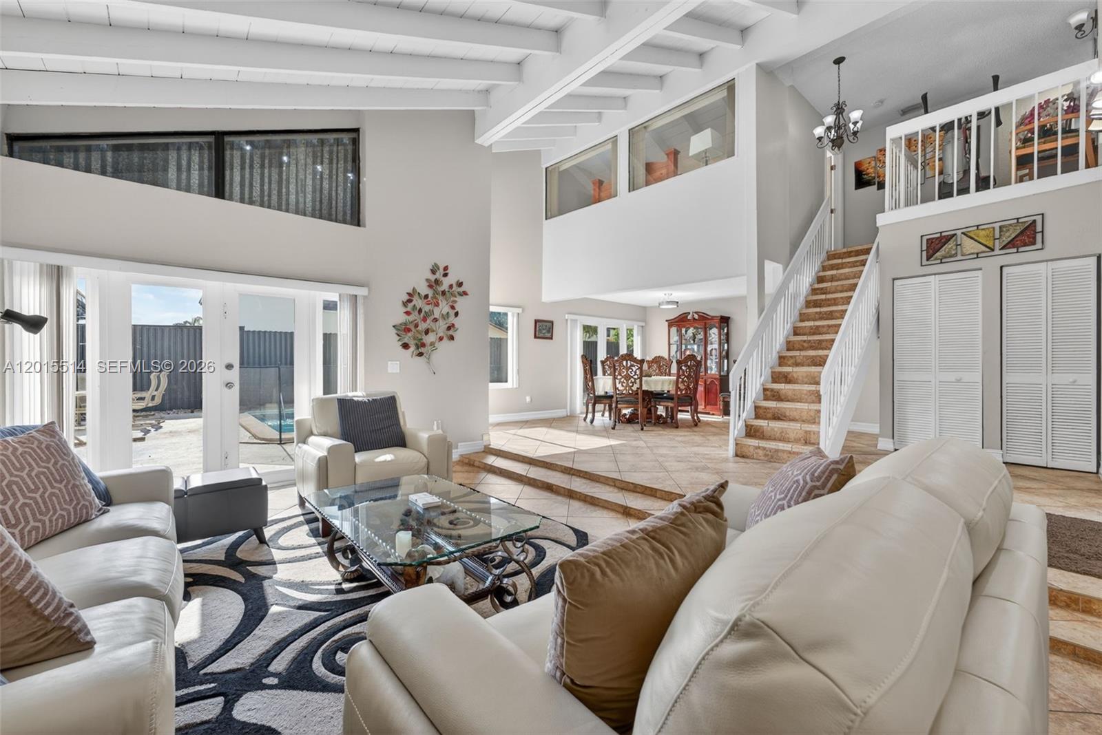 SHORES CALUSA - Residential