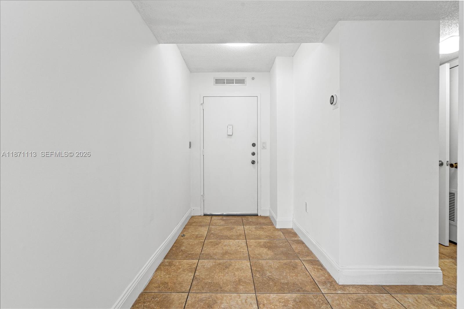 COMMODORE PLAZA CONDO - Residential