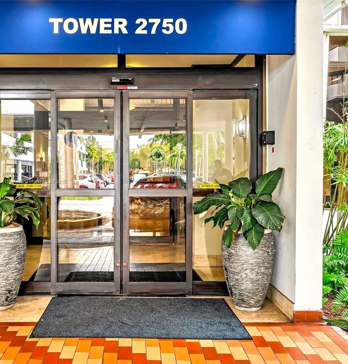 COMMODORE PLAZA CONDO - Residential