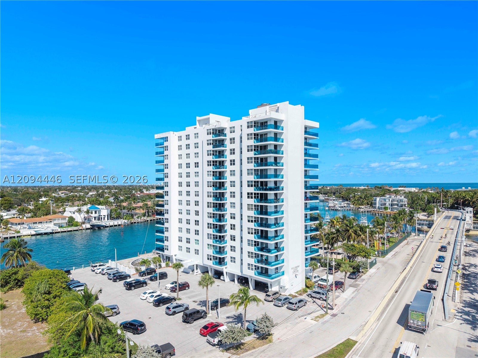 2639 N Riverside Dr 806