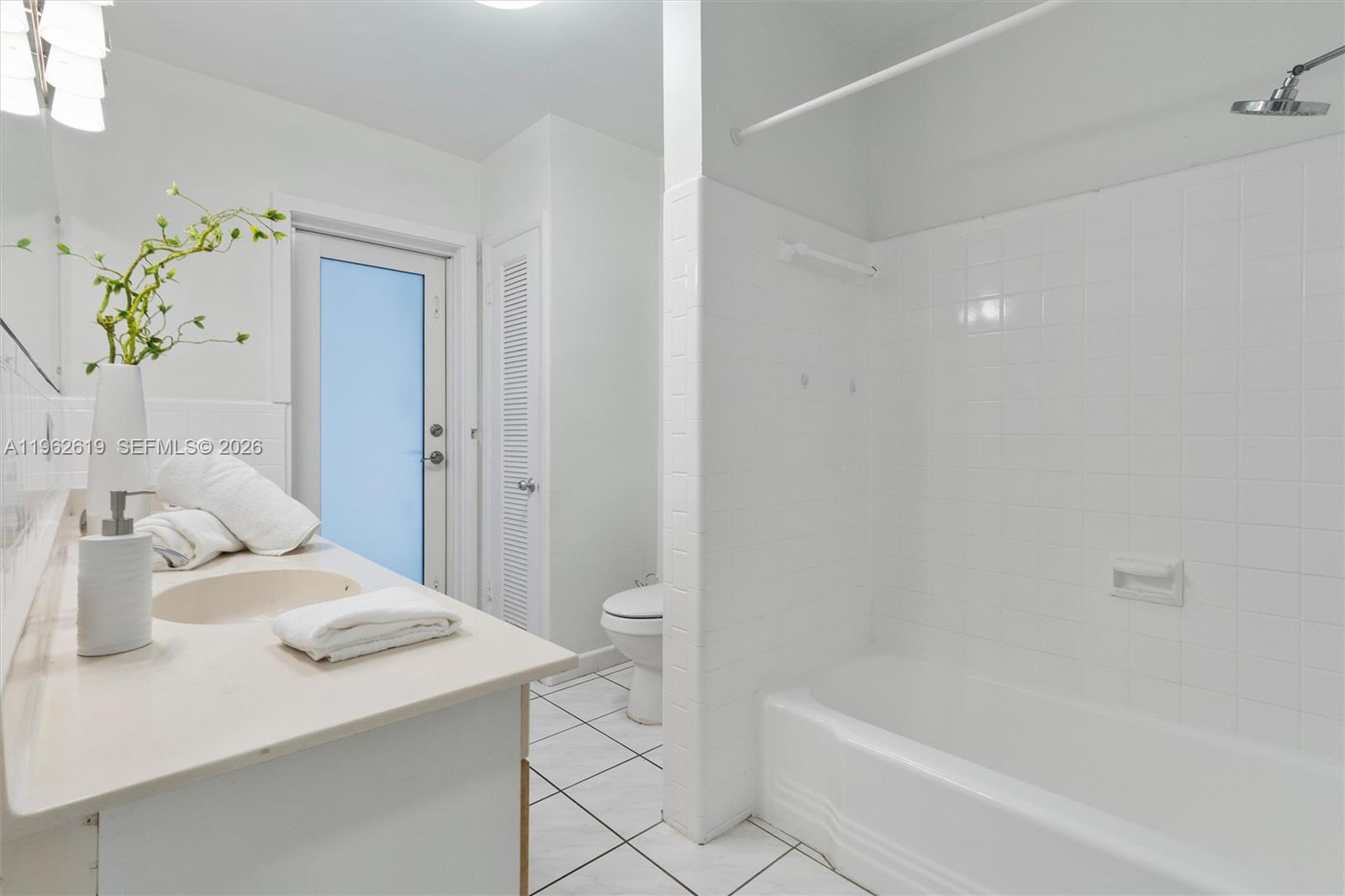 CAPRI ESTATES - Residential