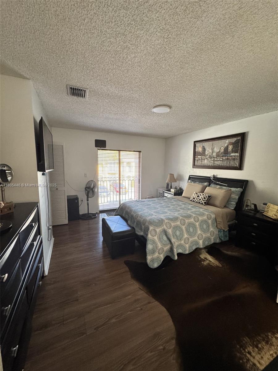 BONITA GOLF VIEW TOWNVILL - Residential