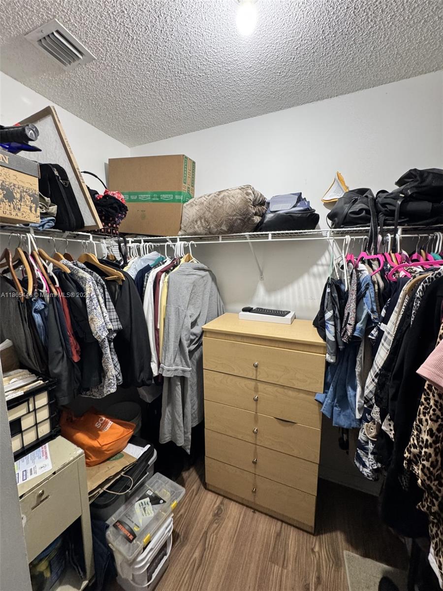 BONITA GOLF VIEW TOWNVILL - Residential