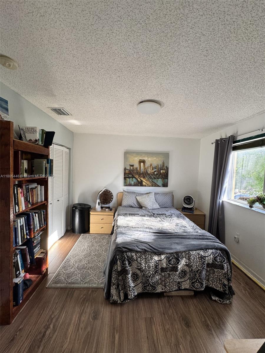 BONITA GOLF VIEW TOWNVILL - Residential