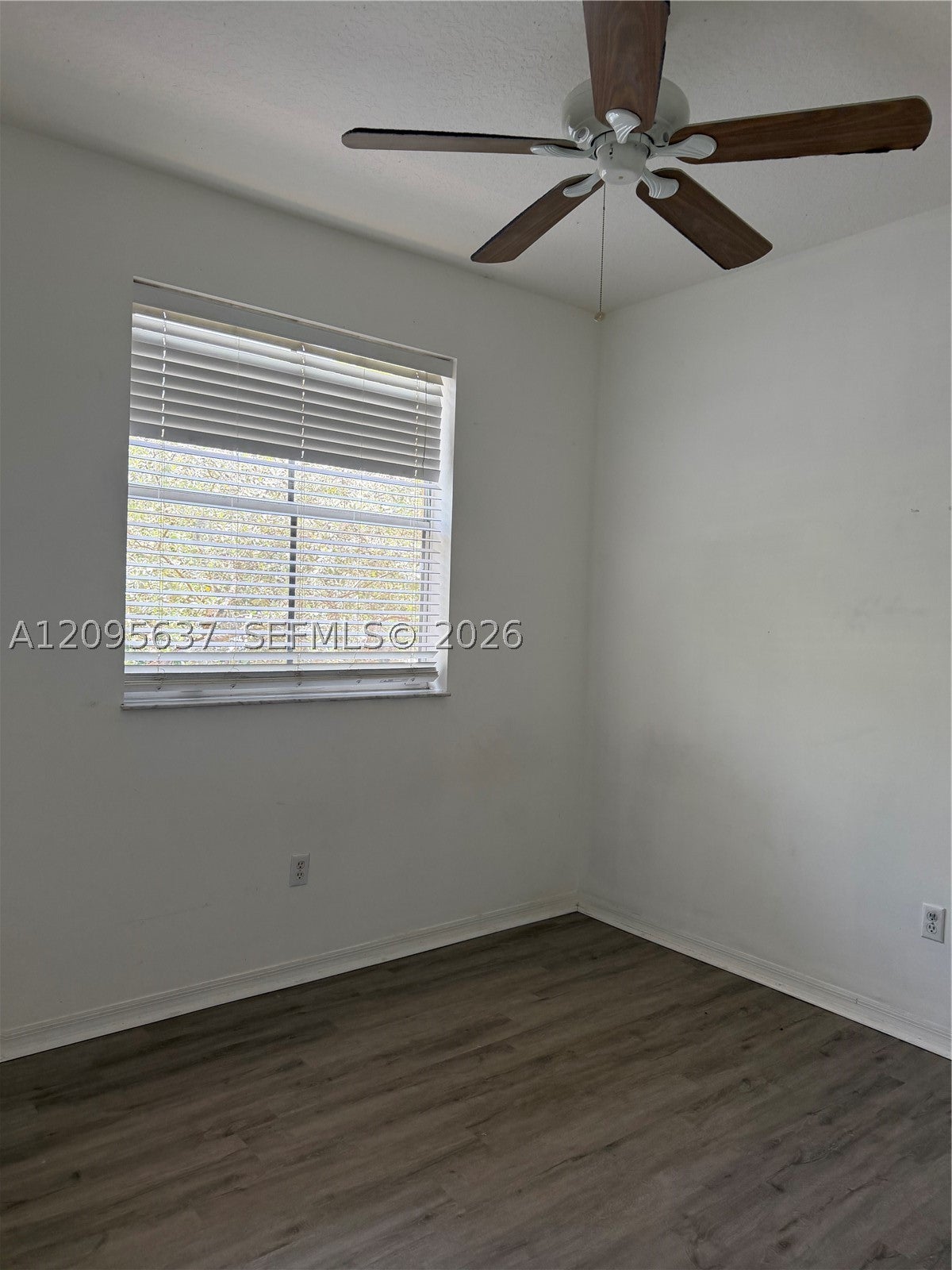 2321 Mariner Ct, Dania Beach, FL, 33312/$400,000 4 2321 Mariner Ct