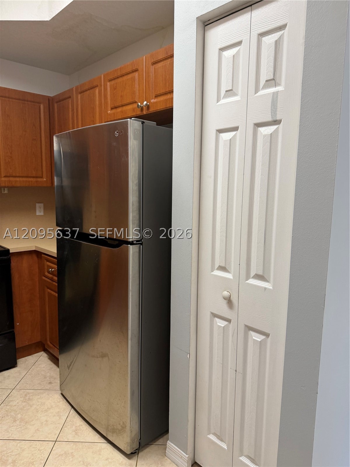 2321 Mariner Ct, Dania Beach, FL, 33312/$400,000 2 2321 Mariner Ct