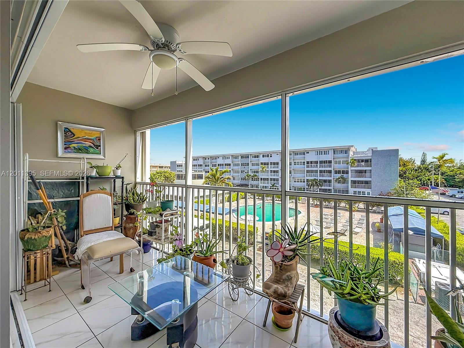 THIRD GULFSTREAM GARDEN - Residential