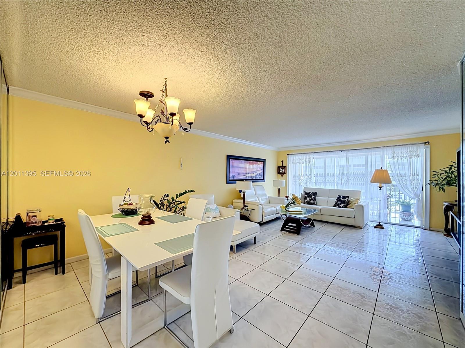 THIRD GULFSTREAM GARDEN - Residential