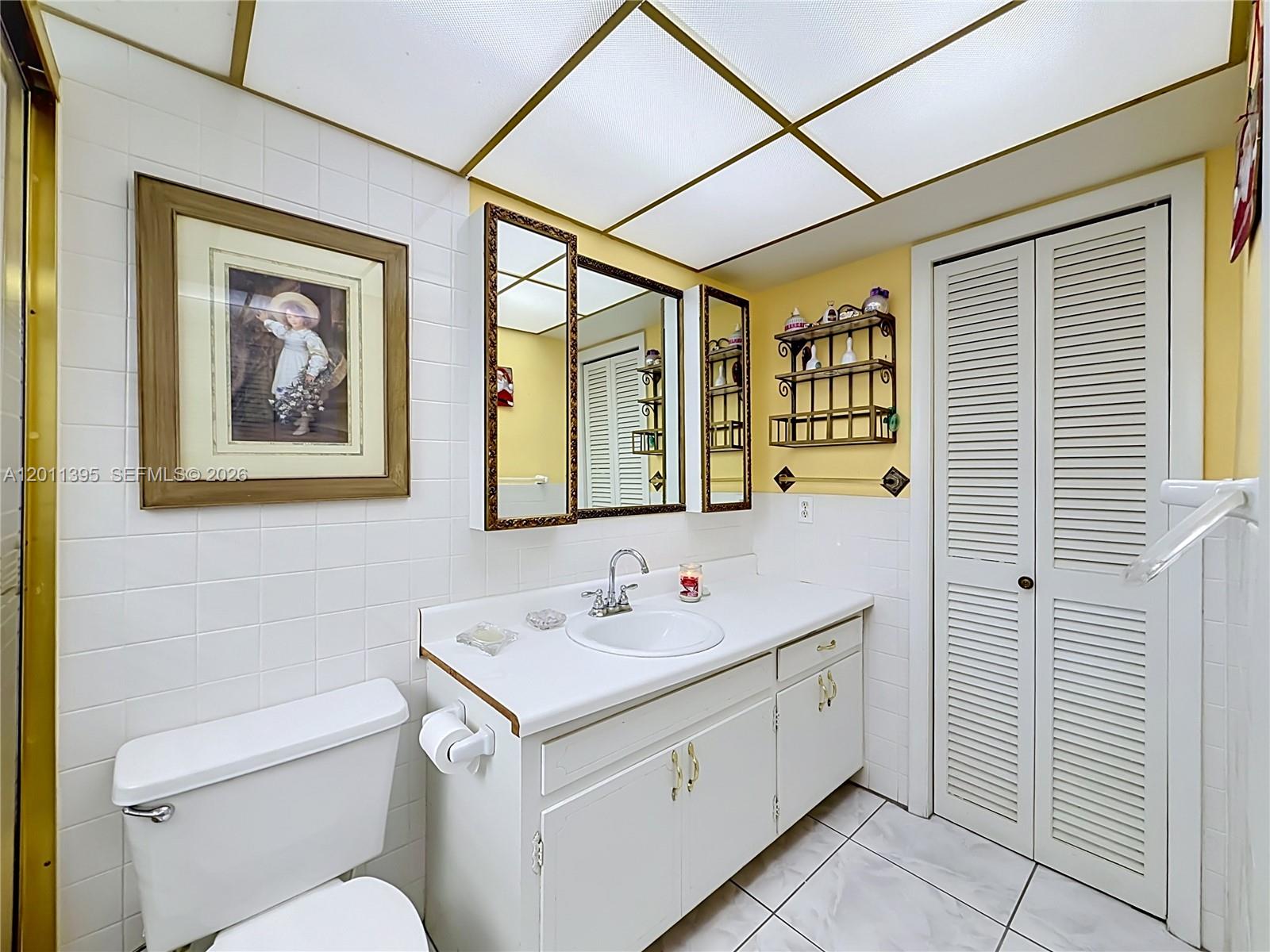 THIRD GULFSTREAM GARDEN - Residential
