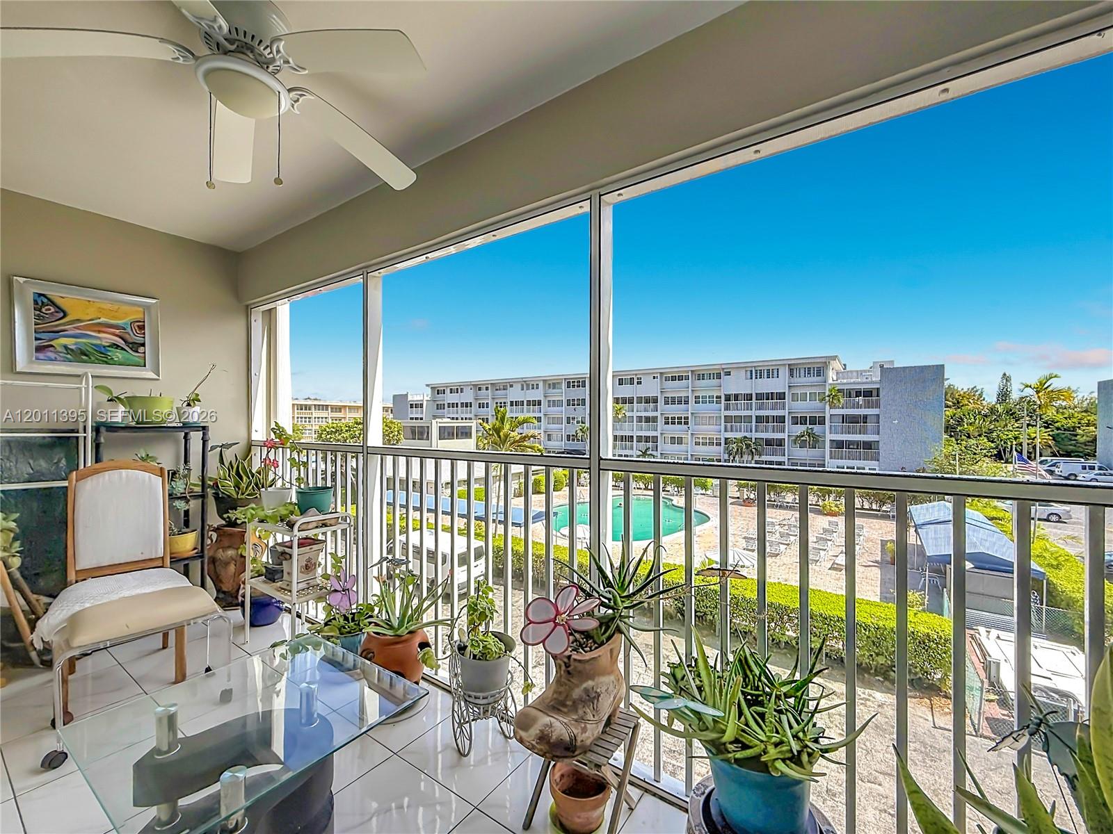 THIRD GULFSTREAM GARDEN - Residential
