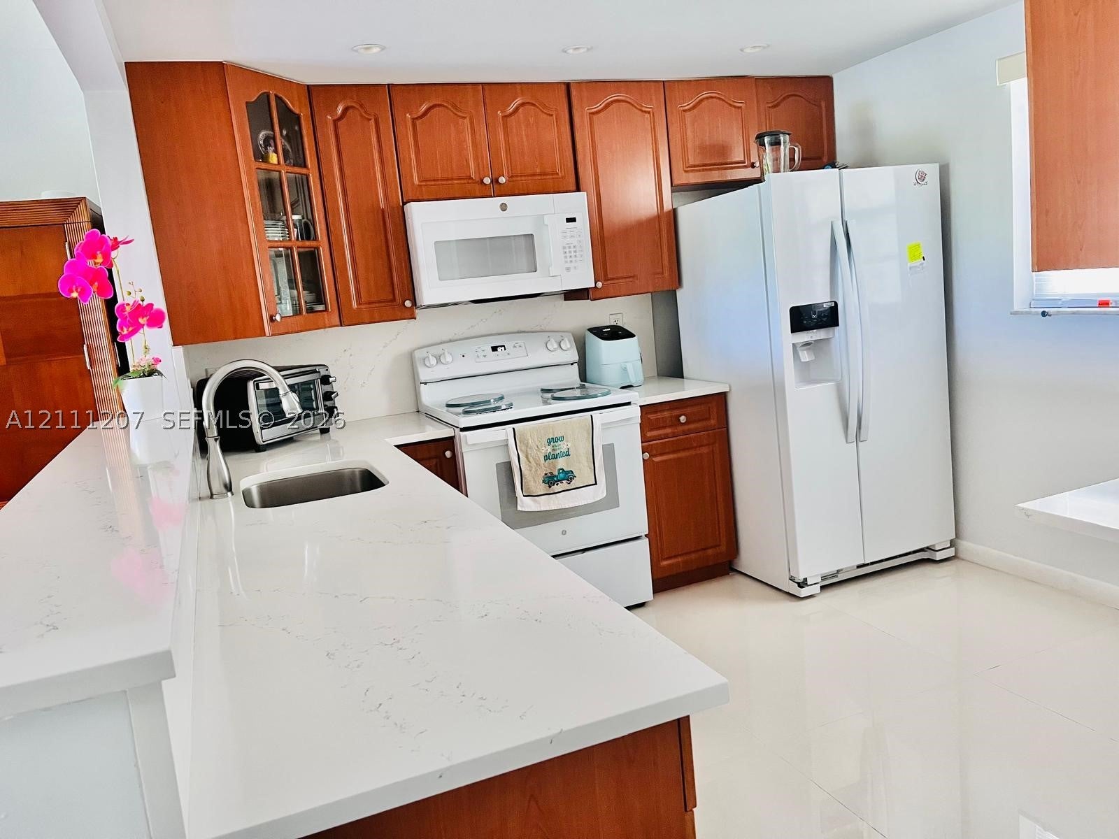 3955 N Nob Hill Rd 508