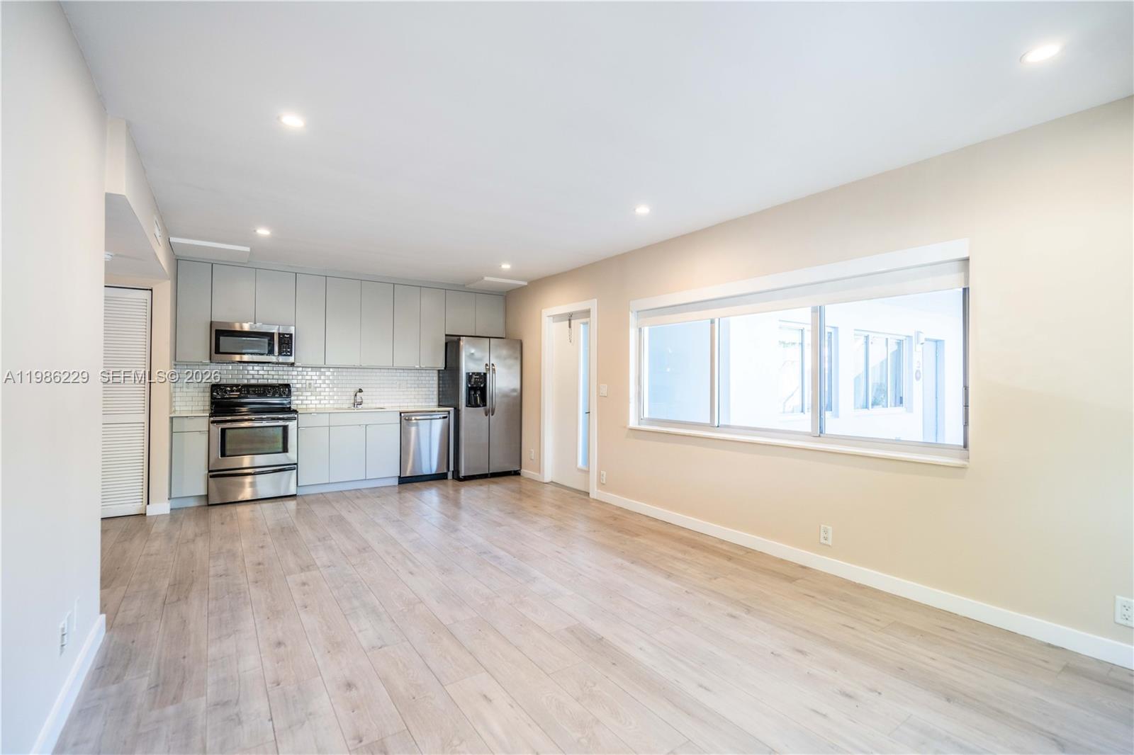 CORAL RIDGE GALT ADD - Residential Lease