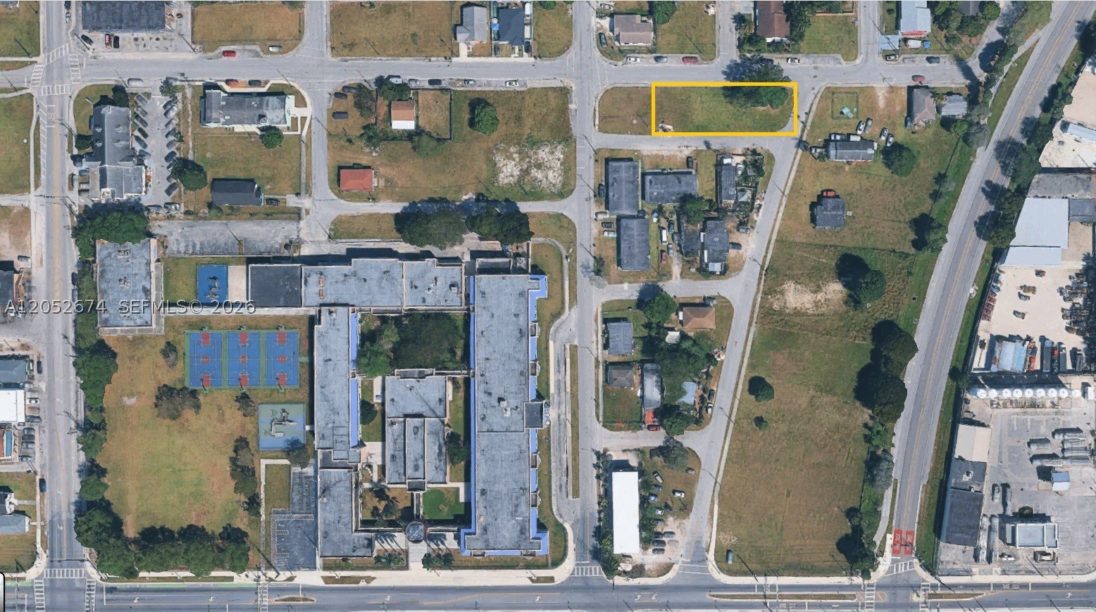Photo 1 of 12 — 321 SW 6 street, Homestead, FL 33030