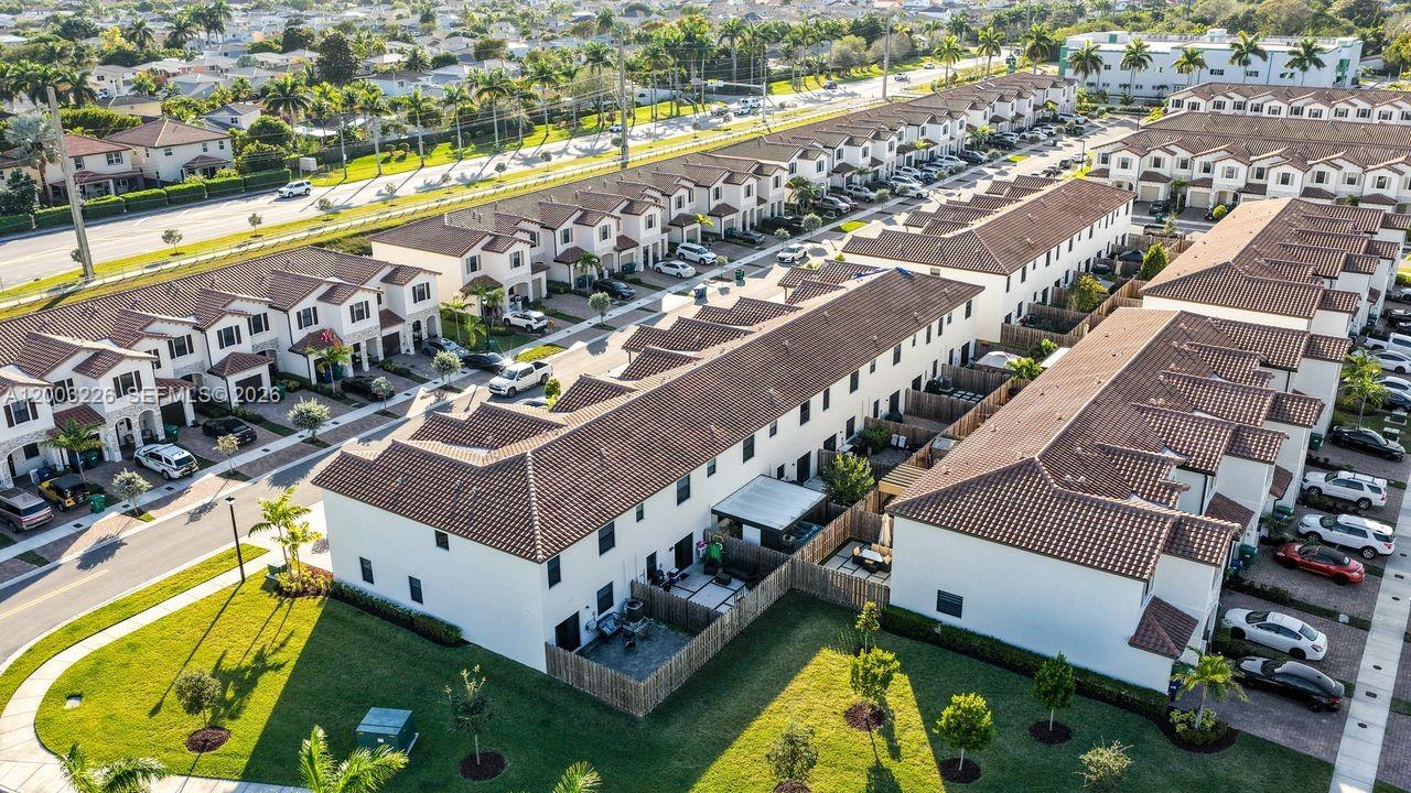 SILVER PALM RESIDENTIAL H - Residential