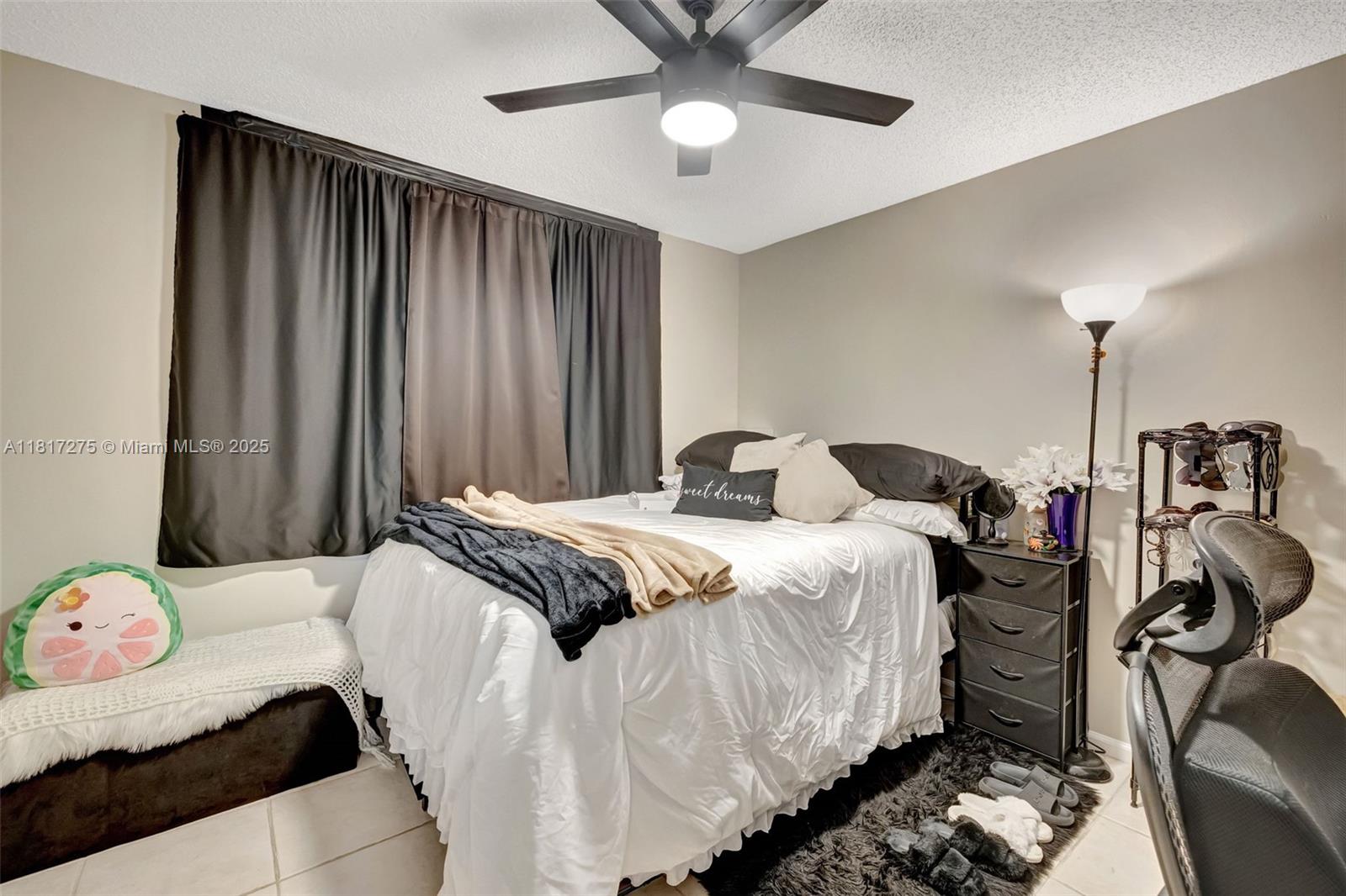 PALM LAKES CONDO - Residential