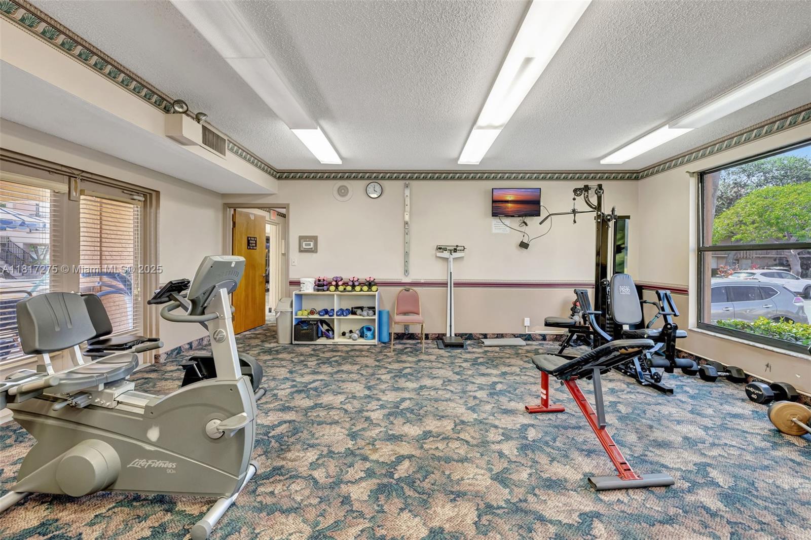 PALM LAKES CONDO - Residential