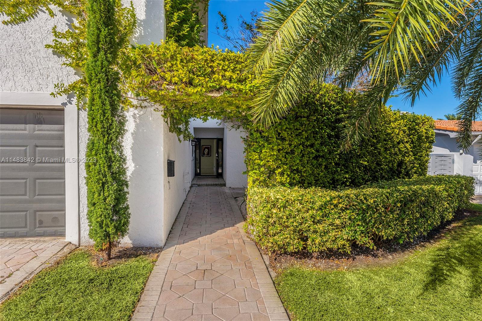 BAY CREST SEC 3 - Residential