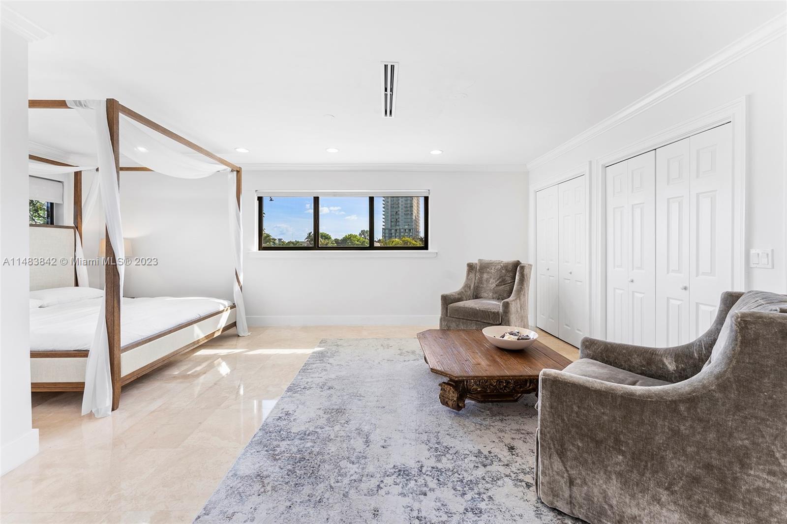 BAY CREST SEC 3 - Residential