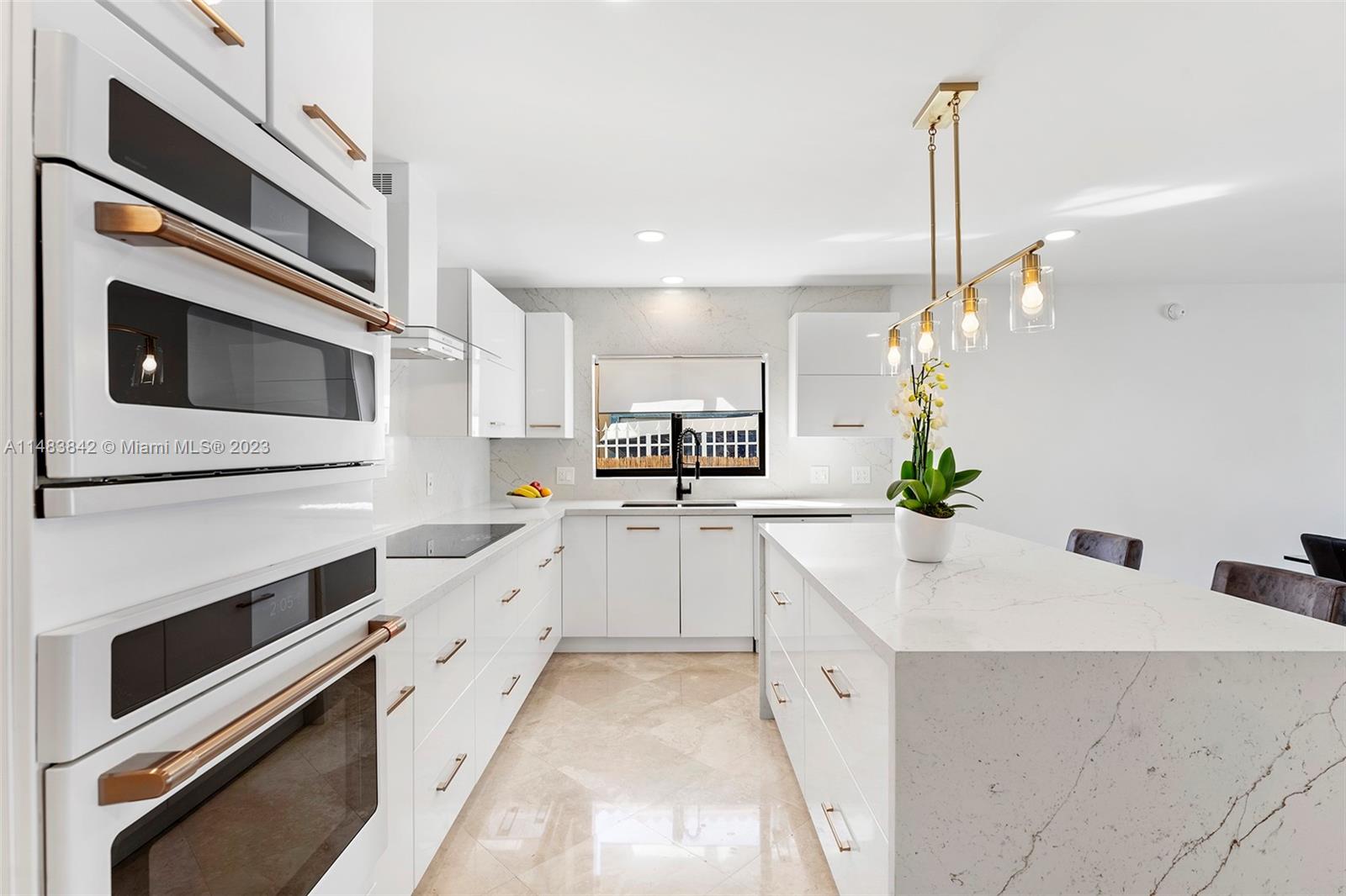 BAY CREST SEC 3 - Residential