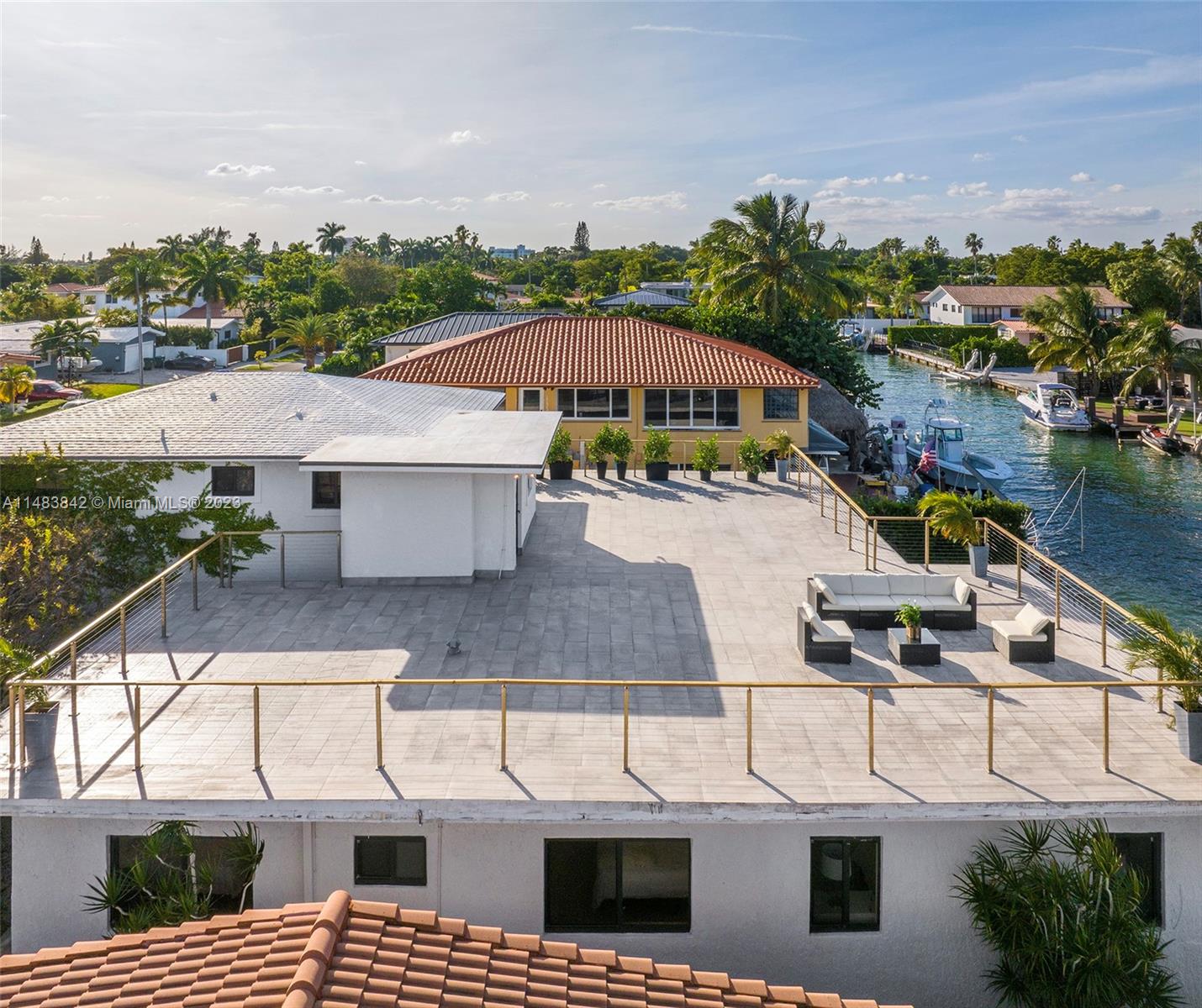 BAY CREST SEC 3 - Residential