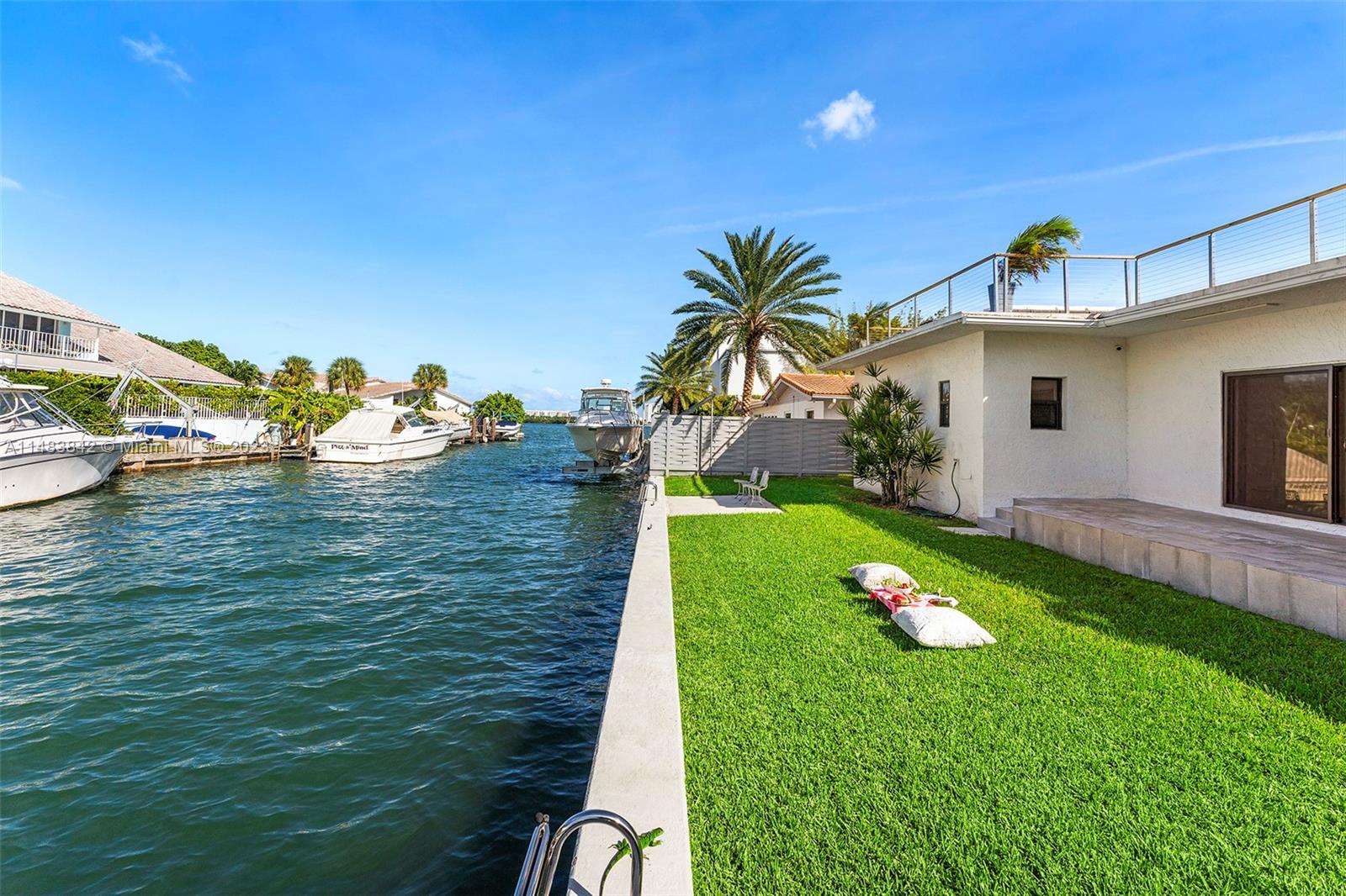 BAY CREST SEC 3 - Residential