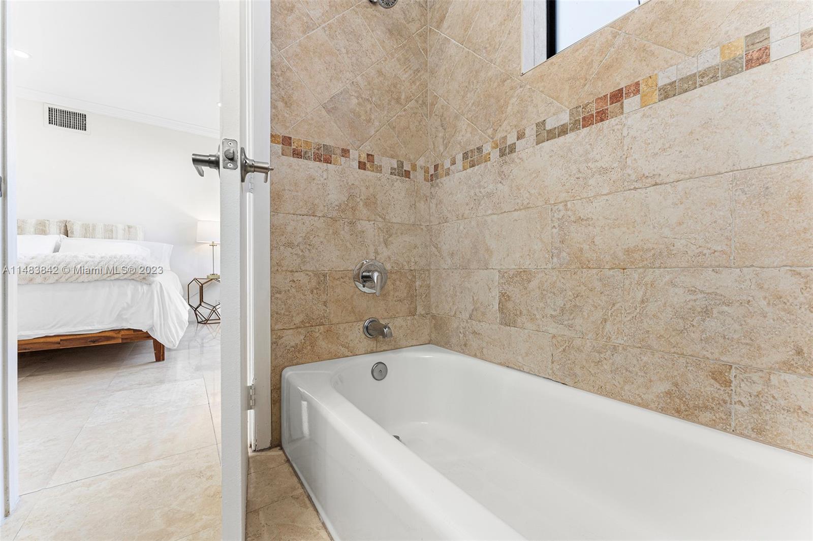 BAY CREST SEC 3 - Residential