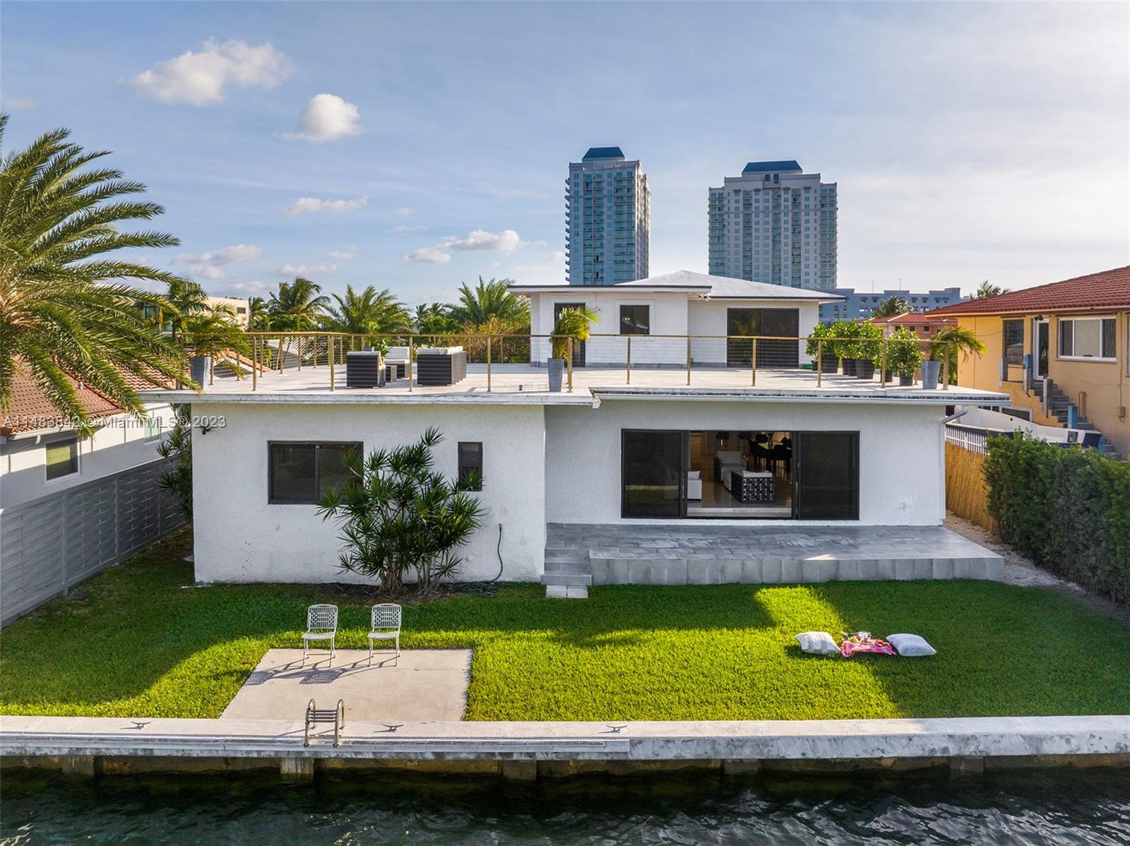 BAY CREST SEC 3 - Residential