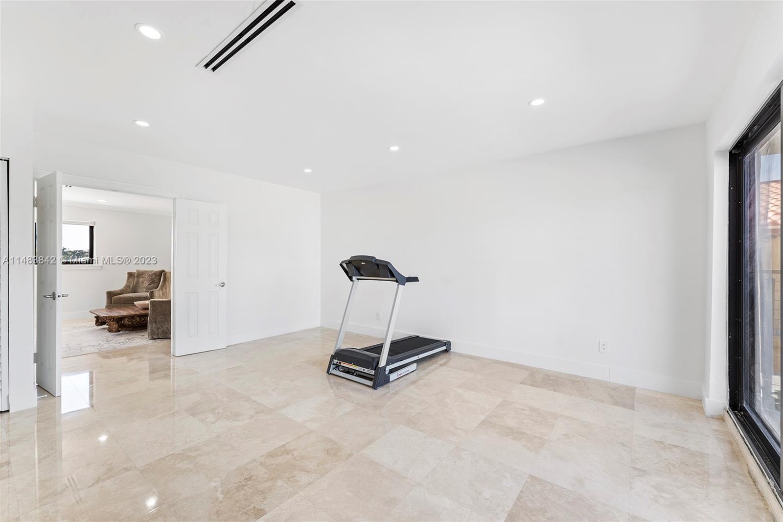 BAY CREST SEC 3 - Residential