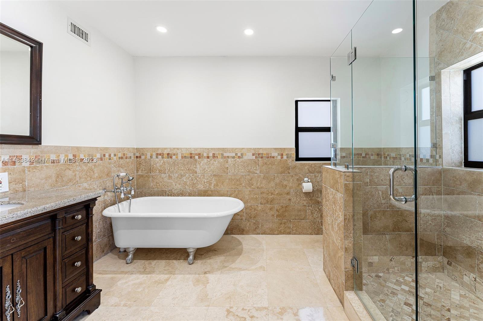 BAY CREST SEC 3 - Residential