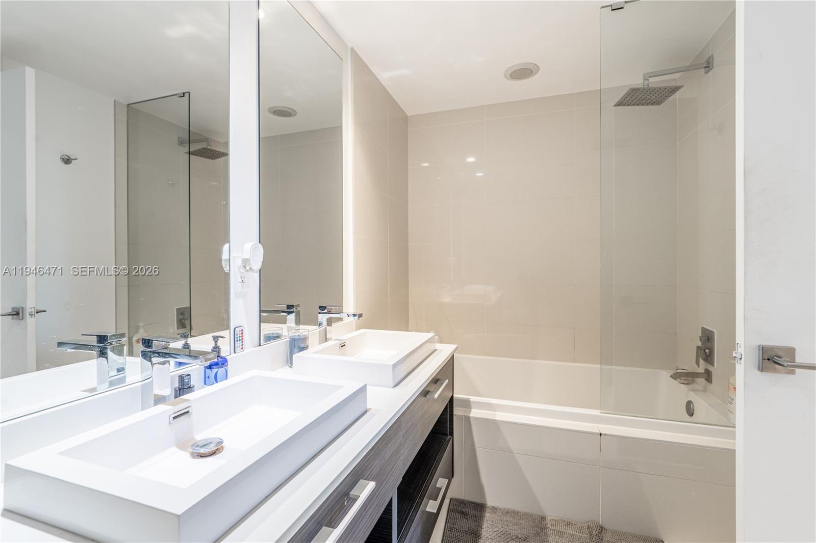 BRICKELL HEIGHTS EAST CON - Residential