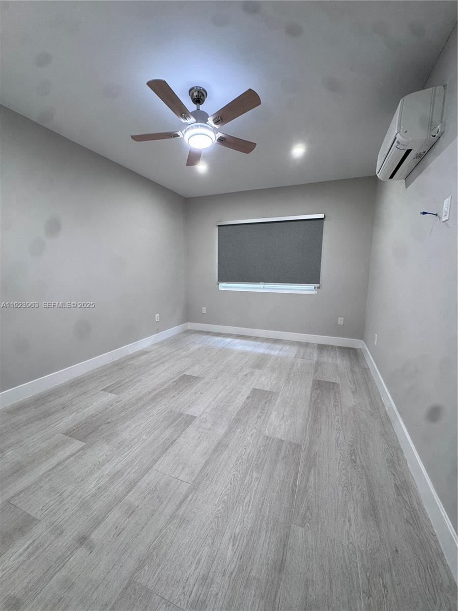 HOLLYWOOD HILLS - Residential Lease