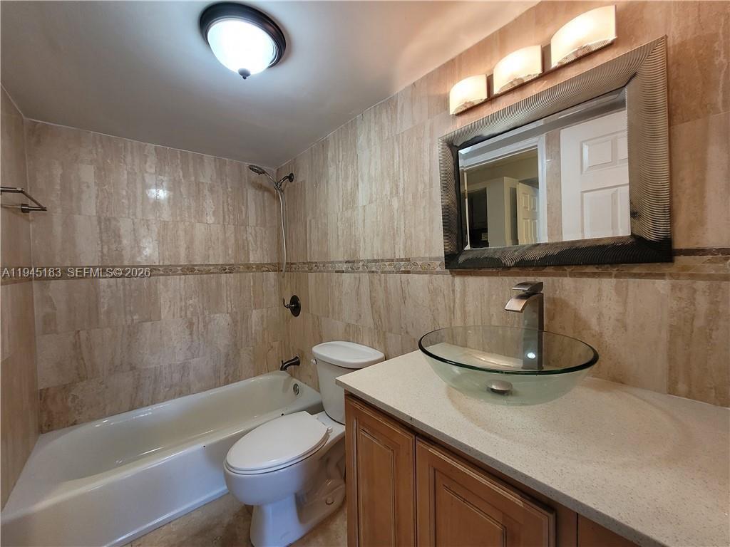 PORTALAGRE BUILDING CONDO - Residential