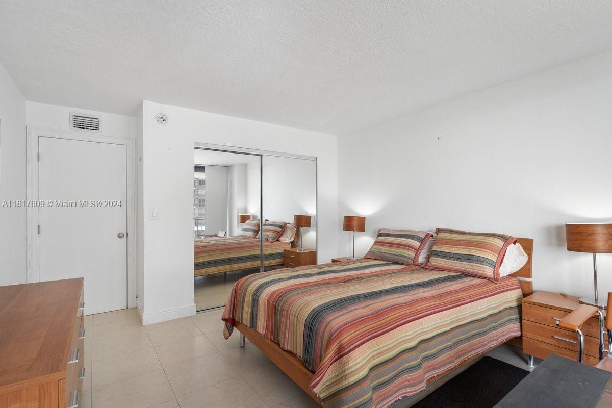 BRICKELL PLACE PHASE II C - Residential