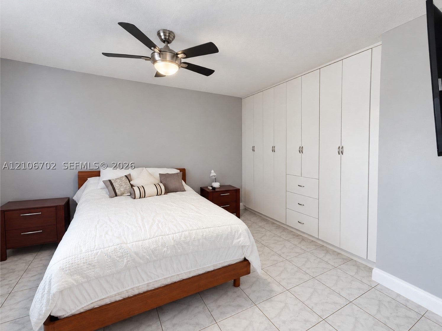 3801 S Ocean Dr 10S
