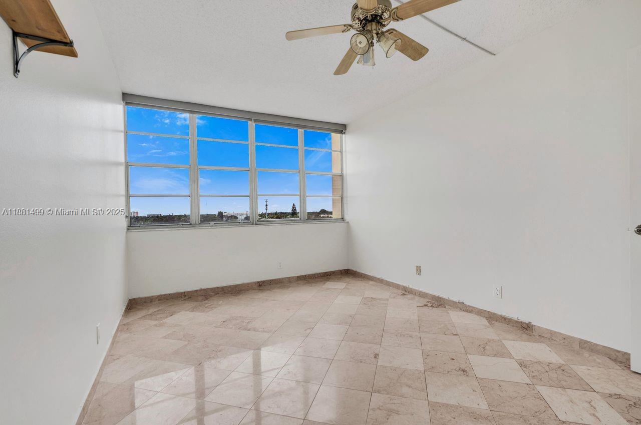 CRESTVIEW TOWERS CONDO - Residential